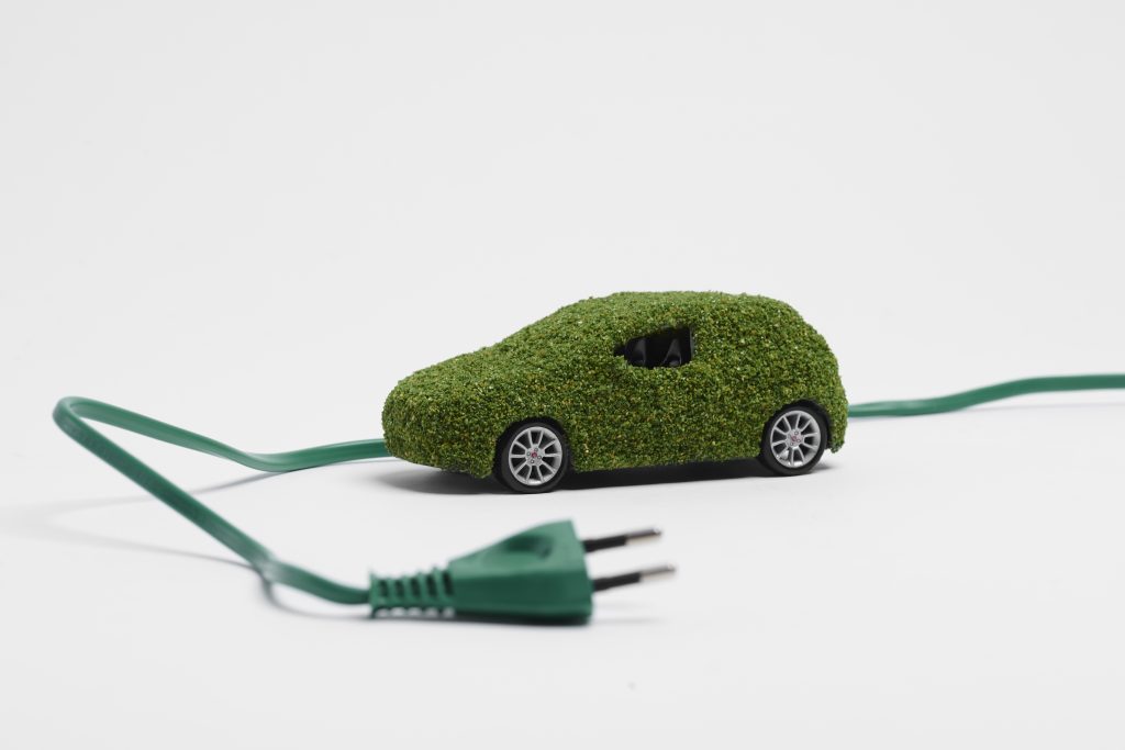 ¿Por qué triunfa el renting del coche eléctrico?