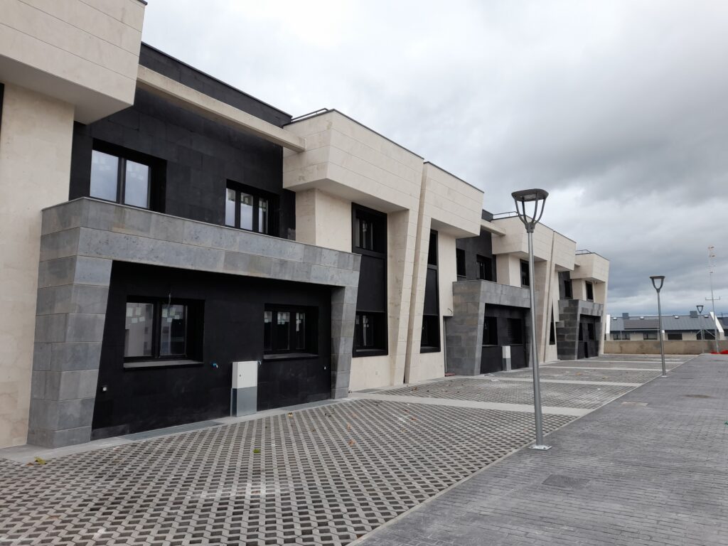 Promoción de 12 viviendas ‘Trafalgar’ en Boadilla del Monte