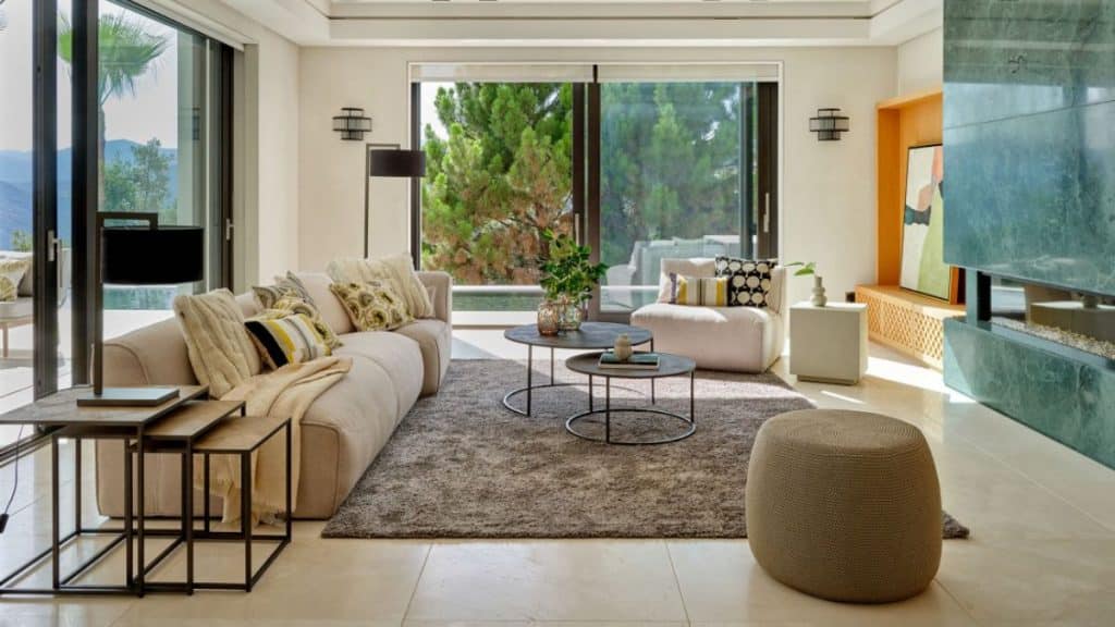 Mesas auxiliares y de centro de Crisal proveedores de decoración e interiorismo de Grupo Index casas personalizadas