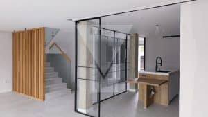 Lee más sobre el artículo Eleva tu hogar con el estilo de moda: brutalista